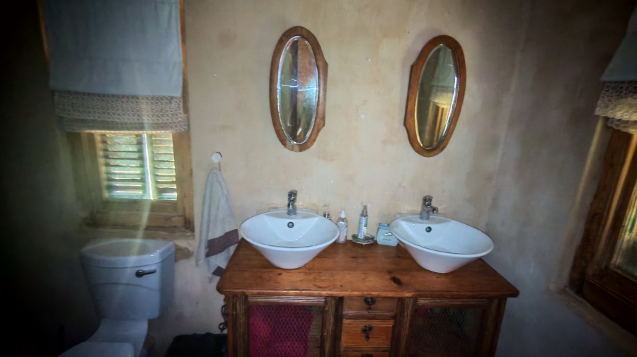 6 Bedroom Property for Sale in Pearston Eastern Cape